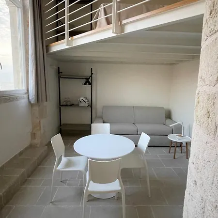 Апартаменти Palazzotorre203 Highest Seaview Terrace In The