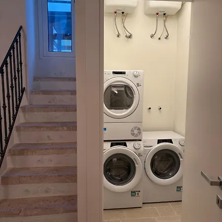 Palazzotorre203 Highest Seaview Terrace In The Апартаменти